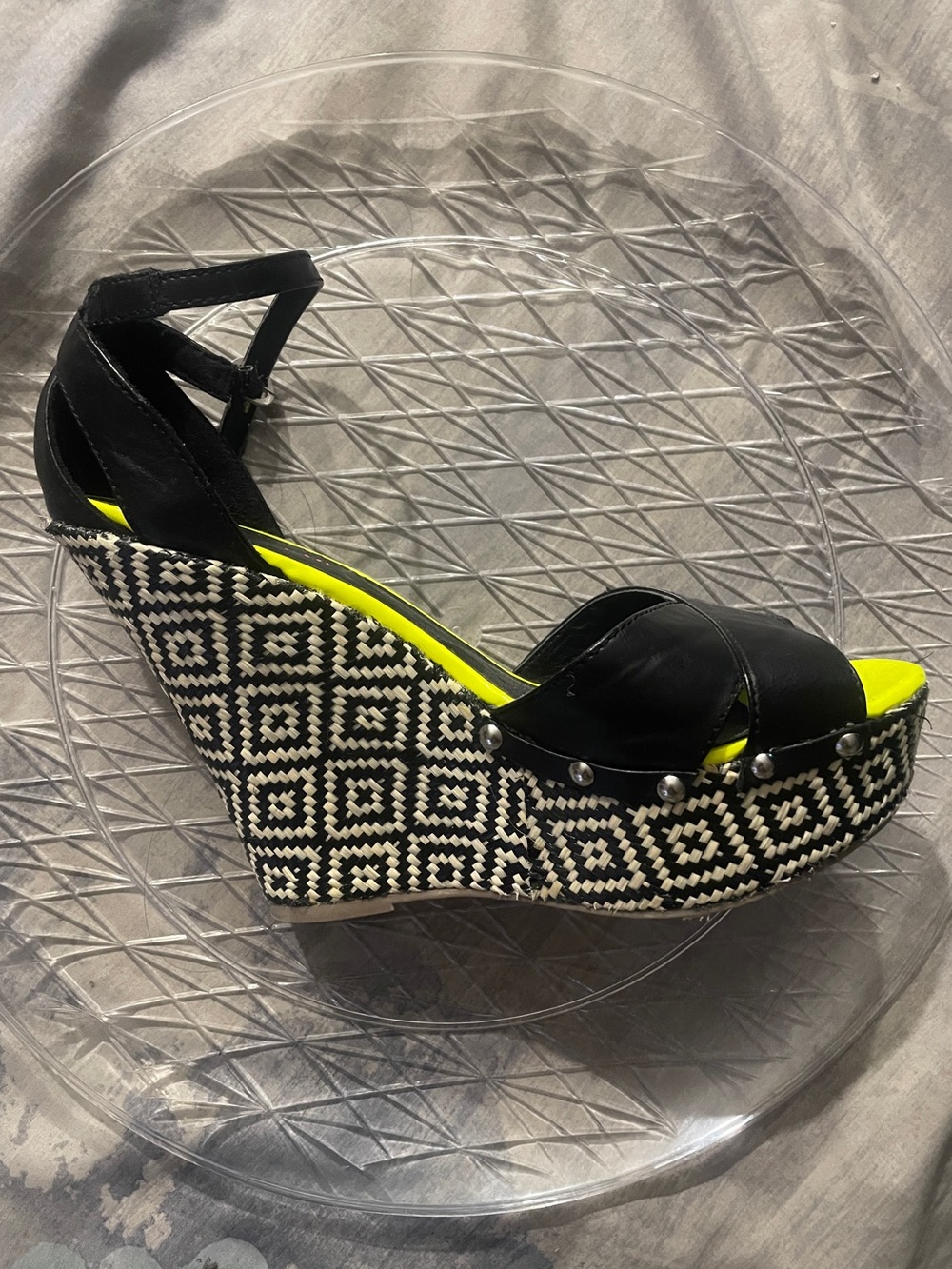 JustFab Black & Neon Yellow Patterned Wedge Sandals